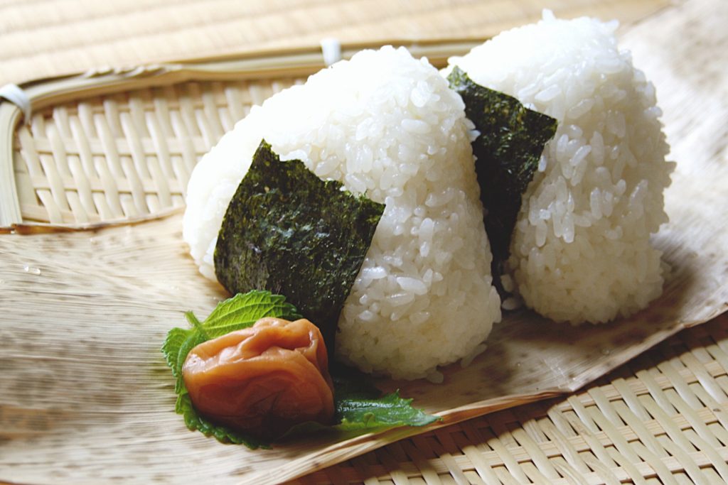 【食事量の目安】1日に必要な最低限の3大栄養素はどのくらい? | ストレッチのチカラ